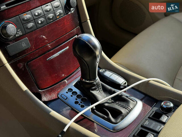 Чорний Інфініті QX50, об'ємом двигуна 2.5 л та пробігом 104 тис. км за 17790 $, фото 18 на Automoto.ua