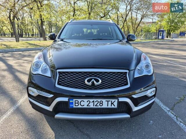 Черный Инфинити QX50, объемом двигателя 3.7 л и пробегом 104 тыс. км за 18700 $, фото 1 на Automoto.ua