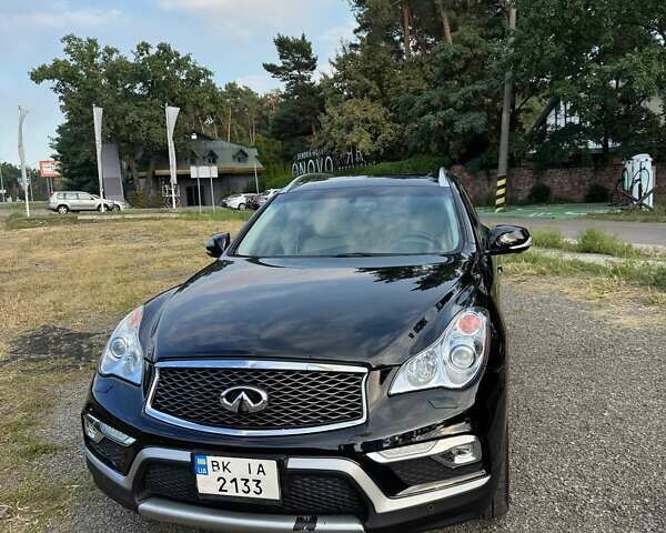 Чорний Інфініті QX50, об'ємом двигуна 3.7 л та пробігом 90 тис. км за 17500 $, фото 1 на Automoto.ua