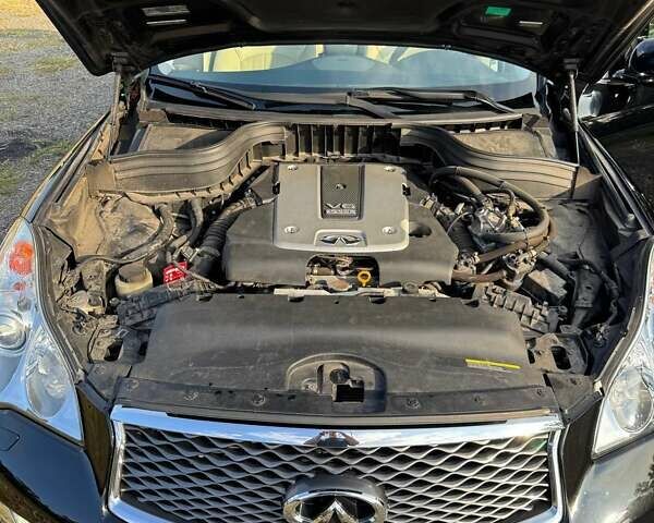 Чорний Інфініті QX50, об'ємом двигуна 3.7 л та пробігом 90 тис. км за 17500 $, фото 26 на Automoto.ua