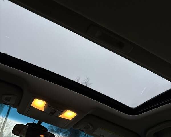 Чорний Інфініті QX50, об'ємом двигуна 3.7 л та пробігом 145 тис. км за 14950 $, фото 29 на Automoto.ua