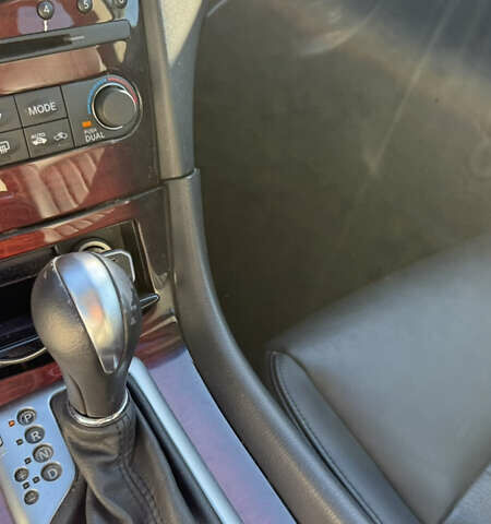 Черный Инфинити QX50, объемом двигателя 3.7 л и пробегом 62 тыс. км за 17000 $, фото 19 на Automoto.ua