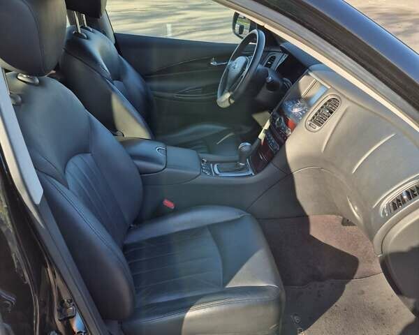 Черный Инфинити QX50, объемом двигателя 3.7 л и пробегом 104 тыс. км за 18700 $, фото 19 на Automoto.ua