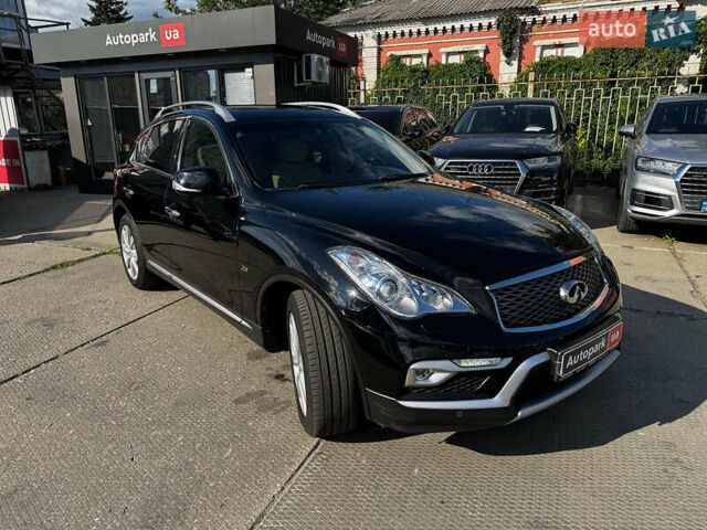 Чорний Інфініті QX50, об'ємом двигуна 2.5 л та пробігом 104 тис. км за 17790 $, фото 7 на Automoto.ua