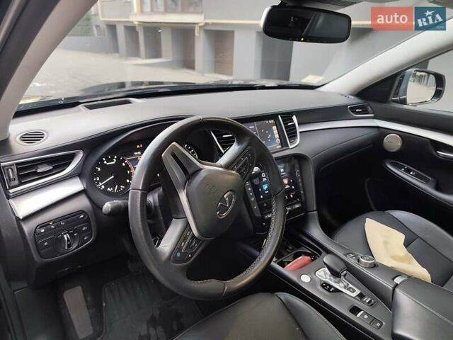 Черный Инфинити QX50, объемом двигателя 2 л и пробегом 130 тыс. км за 19700 $, фото 12 на Automoto.ua