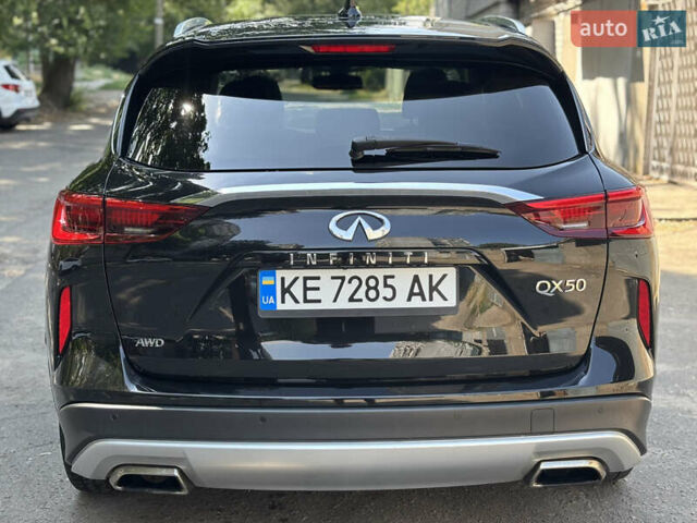 Черный Инфинити QX50, объемом двигателя 2 л и пробегом 155 тыс. км за 23500 $, фото 12 на Automoto.ua