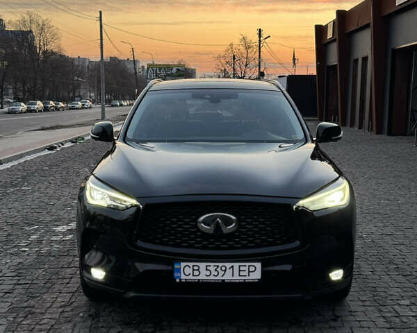 Черный Инфинити QX50, объемом двигателя 2 л и пробегом 137 тыс. км за 22500 $, фото 1 на Automoto.ua