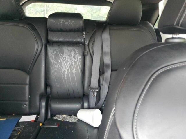 Черный Инфинити QX50, объемом двигателя 0 л и пробегом 140 тыс. км за 7700 $, фото 18 на Automoto.ua