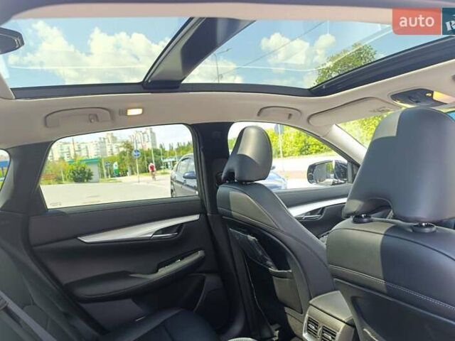 Черный Инфинити QX50, объемом двигателя 1.99 л и пробегом 63 тыс. км за 28500 $, фото 2 на Automoto.ua