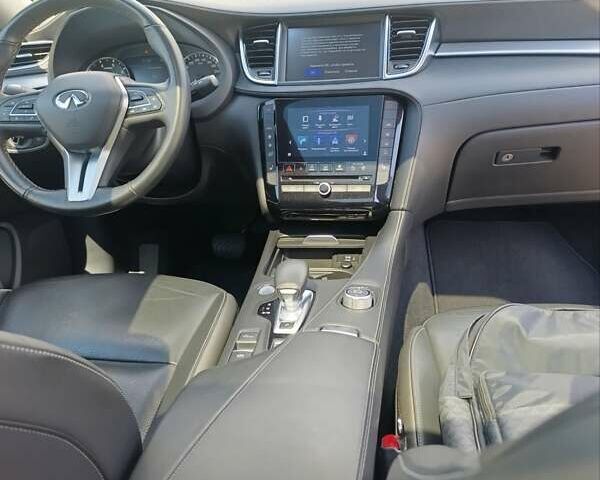Черный Инфинити QX50, объемом двигателя 1.99 л и пробегом 63 тыс. км за 28500 $, фото 14 на Automoto.ua
