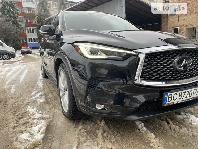 Чорний Інфініті QX50, об'ємом двигуна 2 л та пробігом 46 тис. км за 35000 $, фото 14 на Automoto.ua