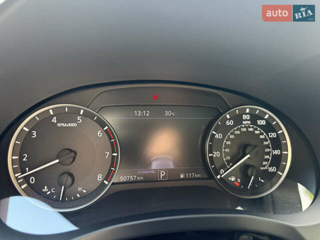 Чорний Інфініті QX50, об'ємом двигуна 1.99 л та пробігом 50 тис. км за 25900 $, фото 54 на Automoto.ua