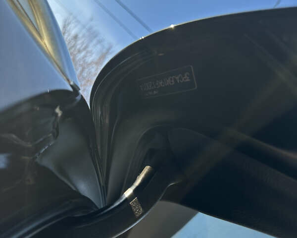 Чорний Інфініті QX50, об'ємом двигуна 2 л та пробігом 98 тис. км за 27500 $, фото 86 на Automoto.ua