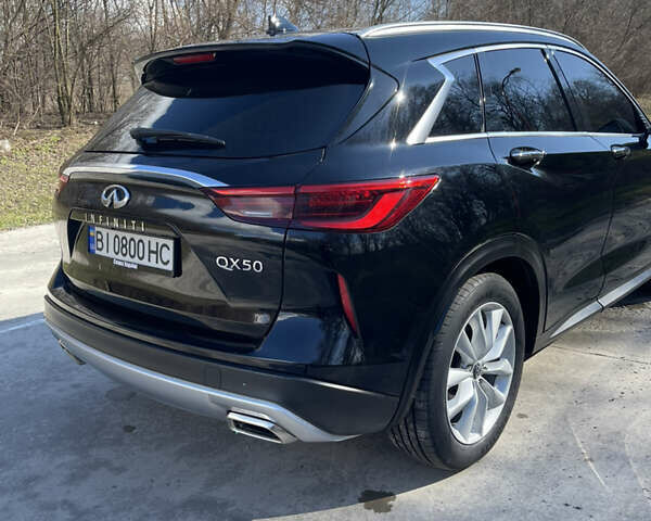 Чорний Інфініті QX50, об'ємом двигуна 2 л та пробігом 80 тис. км за 26500 $, фото 6 на Automoto.ua