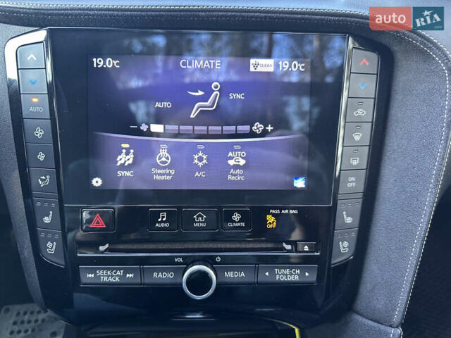 Черный Инфинити QX50, объемом двигателя 2 л и пробегом 108 тыс. км за 27000 $, фото 43 на Automoto.ua