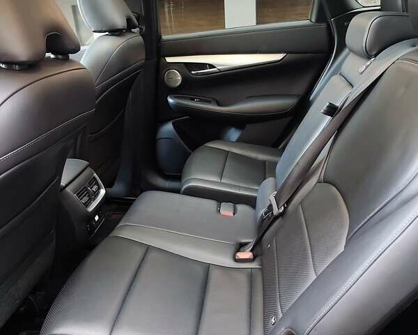 Черный Инфинити QX50, объемом двигателя 2 л и пробегом 130 тыс. км за 19700 $, фото 23 на Automoto.ua
