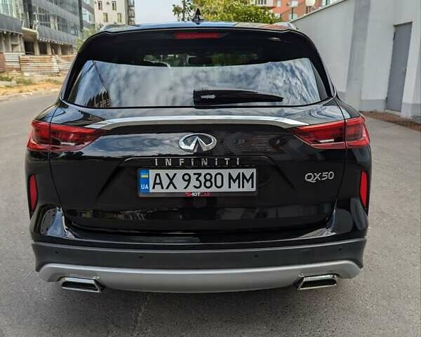 Чорний Інфініті QX50, об'ємом двигуна 2 л та пробігом 180 тис. км за 18500 $, фото 10 на Automoto.ua