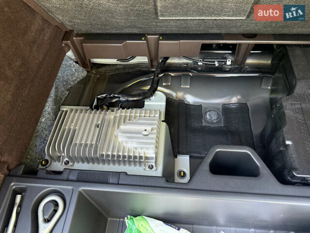 Чорний Інфініті QX50, об'ємом двигуна 1.99 л та пробігом 50 тис. км за 25900 $, фото 39 на Automoto.ua