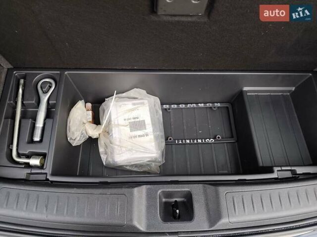 Черный Инфинити QX50, объемом двигателя 2 л и пробегом 130 тыс. км за 19700 $, фото 26 на Automoto.ua