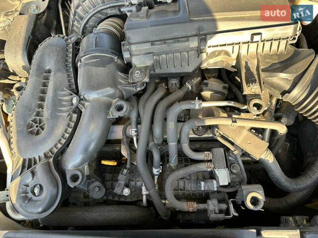 Черный Инфинити QX50, объемом двигателя 2 л и пробегом 108 тыс. км за 27000 $, фото 51 на Automoto.ua