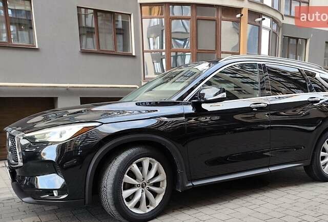 Черный Инфинити QX50, объемом двигателя 2 л и пробегом 130 тыс. км за 19700 $, фото 15 на Automoto.ua