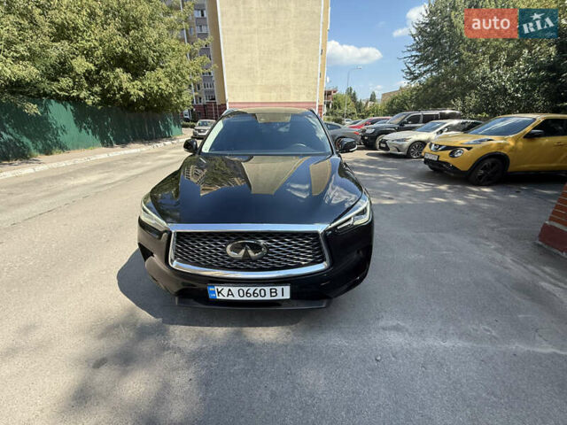 Черный Инфинити QX50, объемом двигателя 1.99 л и пробегом 112 тыс. км за 26000 $, фото 2 на Automoto.ua
