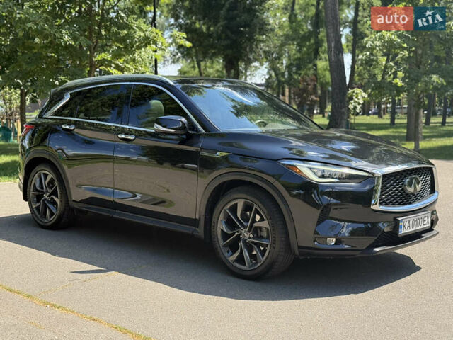 Чорний Інфініті QX50, об'ємом двигуна 1.99 л та пробігом 50 тис. км за 25900 $, фото 8 на Automoto.ua
