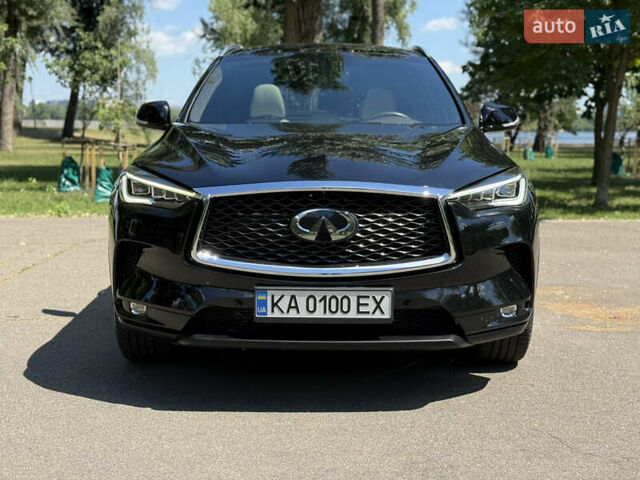 Чорний Інфініті QX50, об'ємом двигуна 1.99 л та пробігом 50 тис. км за 25900 $, фото 3 на Automoto.ua