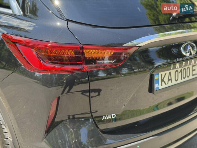 Чорний Інфініті QX50, об'ємом двигуна 1.99 л та пробігом 50 тис. км за 25900 $, фото 28 на Automoto.ua