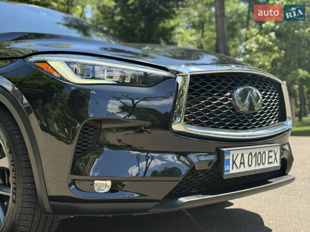 Чорний Інфініті QX50, об'ємом двигуна 1.99 л та пробігом 50 тис. км за 25900 $, фото 26 на Automoto.ua