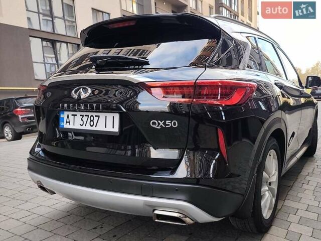 Черный Инфинити QX50, объемом двигателя 2 л и пробегом 130 тыс. км за 19700 $, фото 9 на Automoto.ua
