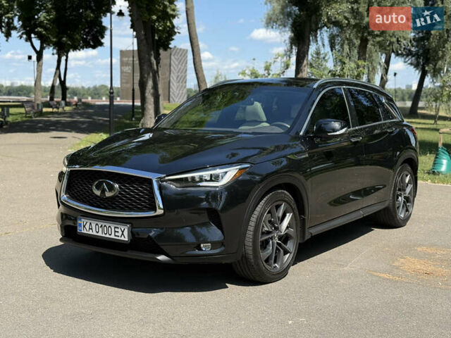 Чорний Інфініті QX50, об'ємом двигуна 1.99 л та пробігом 50 тис. км за 25900 $, фото 1 на Automoto.ua