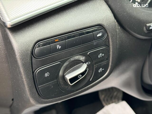 Черный Инфинити QX50, объемом двигателя 2 л и пробегом 87 тыс. км за 23290 $, фото 18 на Automoto.ua