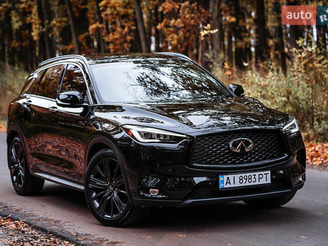 Черный Инфинити QX50, объемом двигателя 2 л и пробегом 64 тыс. км за 24500 $, фото 1 на Automoto.ua