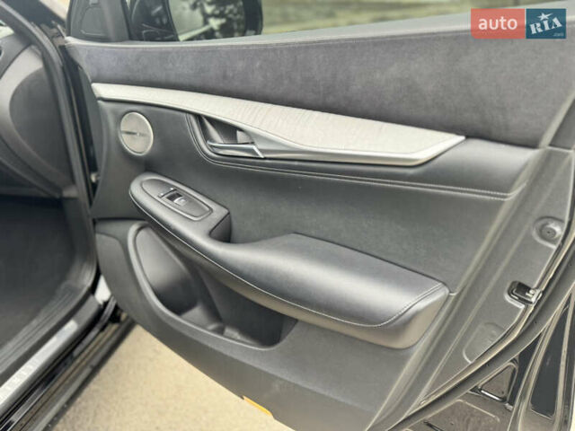 Черный Инфинити QX50, объемом двигателя 2 л и пробегом 129 тыс. км за 24000 $, фото 14 на Automoto.ua