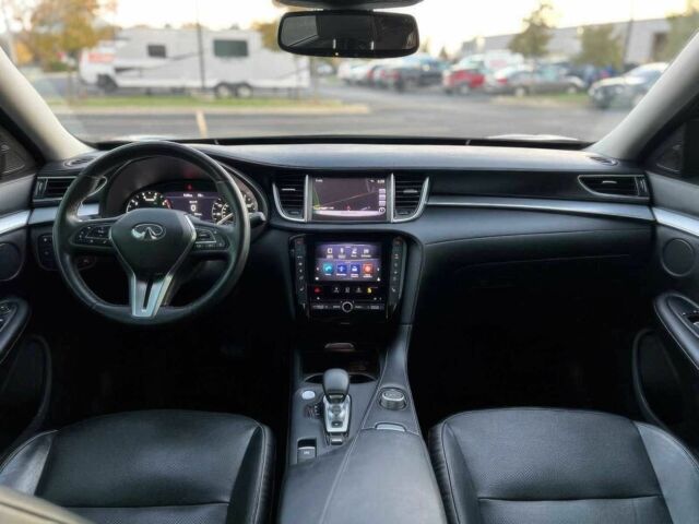 Черный Инфинити QX50, объемом двигателя 2 л и пробегом 37 тыс. км за 9000 $, фото 10 на Automoto.ua