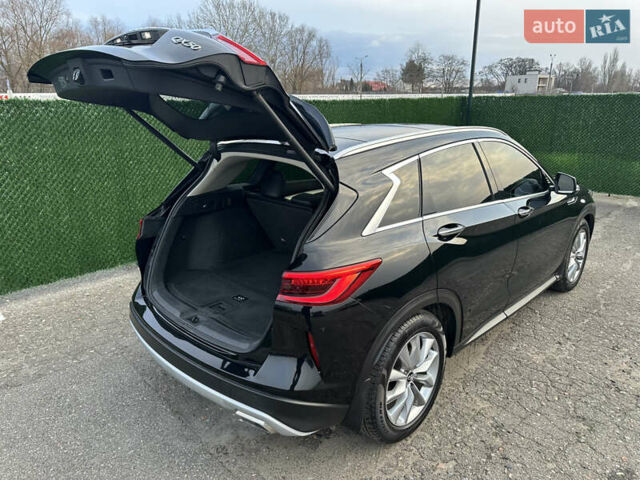 Черный Инфинити QX50, объемом двигателя 2 л и пробегом 79 тыс. км за 26200 $, фото 28 на Automoto.ua