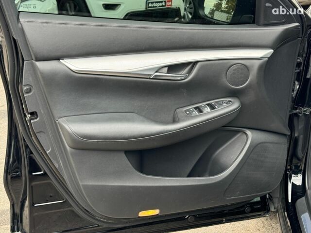 Черный Инфинити QX50, объемом двигателя 2 л и пробегом 87 тыс. км за 23290 $, фото 13 на Automoto.ua