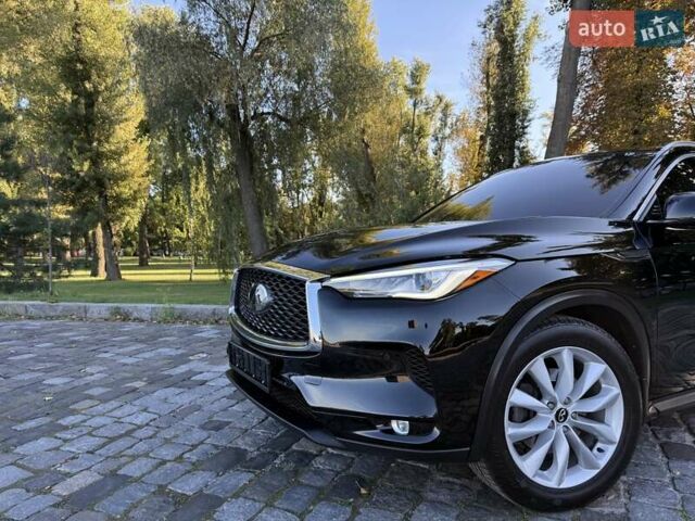 Черный Инфинити QX50, объемом двигателя 2 л и пробегом 84 тыс. км за 23999 $, фото 15 на Automoto.ua