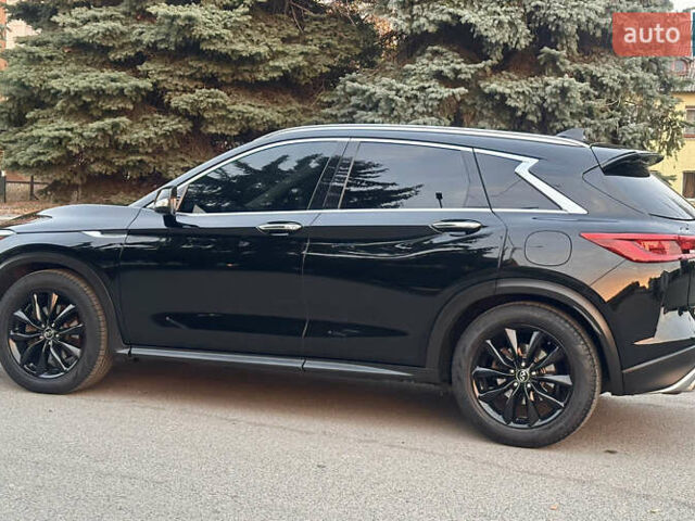 Черный Инфинити QX50, объемом двигателя 1.99 л и пробегом 120 тыс. км за 20350 $, фото 10 на Automoto.ua