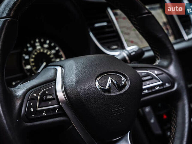Черный Инфинити QX50, объемом двигателя 2 л и пробегом 64 тыс. км за 24500 $, фото 44 на Automoto.ua
