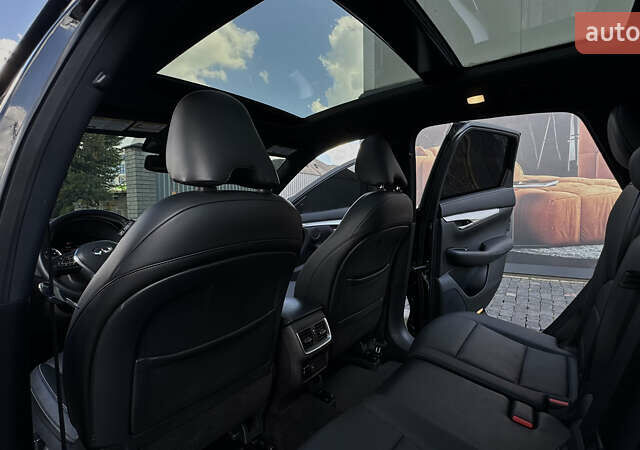 Чорний Інфініті QX50, об'ємом двигуна 2 л та пробігом 54 тис. км за 25888 $, фото 51 на Automoto.ua