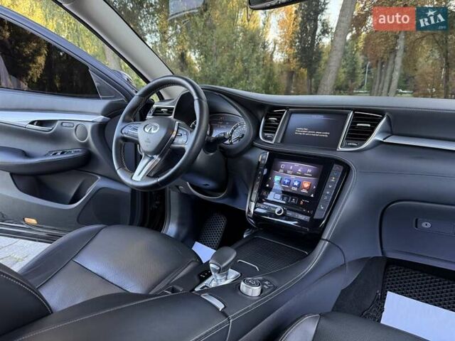 Черный Инфинити QX50, объемом двигателя 2 л и пробегом 84 тыс. км за 23999 $, фото 135 на Automoto.ua