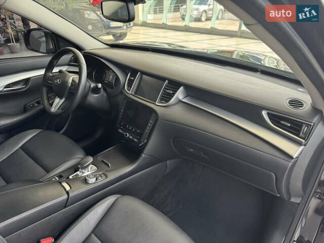 Черный Инфинити QX50, объемом двигателя 2 л и пробегом 135 тыс. км за 21950 $, фото 22 на Automoto.ua