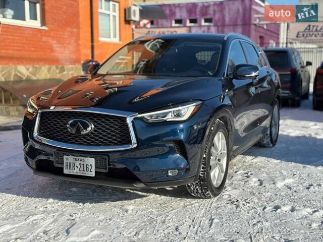 Черный Инфинити QX50, объемом двигателя 2 л и пробегом 64 тыс. км за 23900 $, фото 5 на Automoto.ua