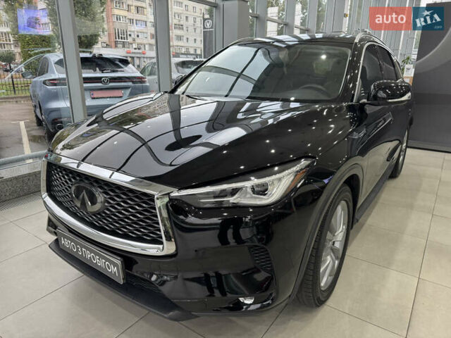 Черный Инфинити QX50, объемом двигателя 2 л и пробегом 135 тыс. км за 21950 $, фото 7 на Automoto.ua