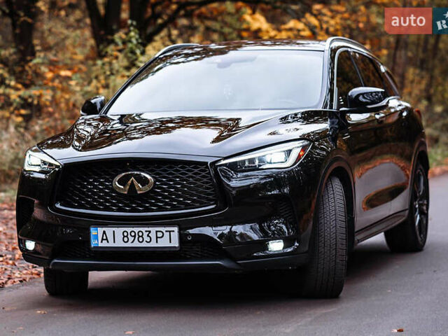 Черный Инфинити QX50, объемом двигателя 2 л и пробегом 64 тыс. км за 24500 $, фото 3 на Automoto.ua
