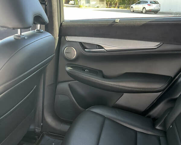 Черный Инфинити QX50, объемом двигателя 0 л и пробегом 51 тыс. км за 25500 $, фото 32 на Automoto.ua