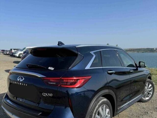 Черный Инфинити QX50, объемом двигателя 2 л и пробегом 80 тыс. км за 15300 $, фото 5 на Automoto.ua