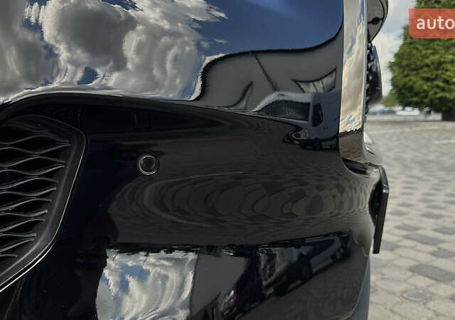 Чорний Інфініті QX50, об'ємом двигуна 2 л та пробігом 54 тис. км за 25888 $, фото 18 на Automoto.ua